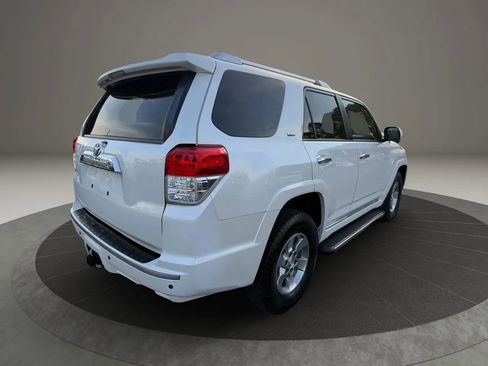 Used 2013 Toyota 4Runner SR5 RWD image 3