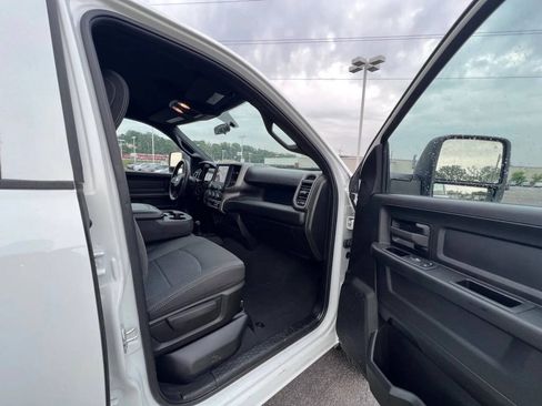 Used 2024 RAM 3500 Tradesman w/ Chrome Appearance Group AWD/4WD image 20