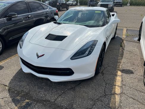 Used 2017 Chevrolet Corvette Stingray Coupe w/ Carbon Flash Badge Package RWD image 4