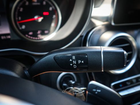 Used 2017 Mercedes-Benz C 300 4MATIC Cabriolet image 23