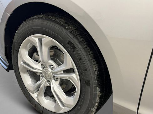 New 2026 Honda Accord LX image 10