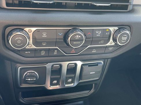 New 2026 Jeep Wrangler Sport AWD/4WD image 20