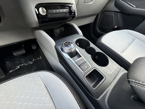 Used 2024 Ford Escape Active w/ Tech Pack #1 AWD/4WD image 19