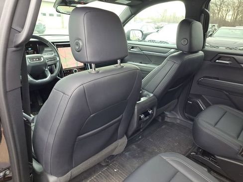 Used 2024 GMC Acadia Elevation w/ LPO, Floor Liner Package FWD image 20