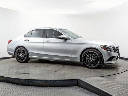 Used 2021 Mercedes-Benz C 300 Sedan image 11