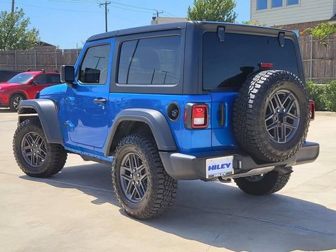 Used 2024 Jeep Wrangler Sport AWD/4WD image 3