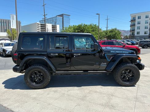Used 2023 Jeep Wrangler Unlimited Rubicon 4xe AWD/4WD image 2