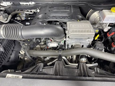 Used 2022 RAM 1500 Limited image 9