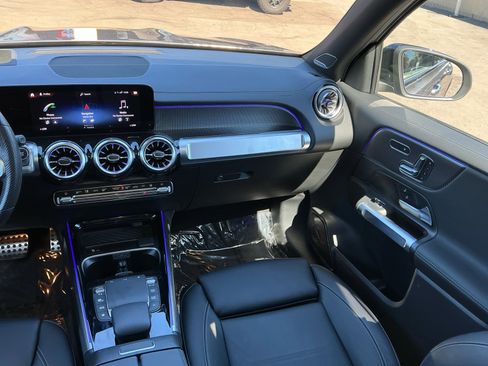Used 2023 Mercedes-Benz EQB 350 4MATIC SUV image 17