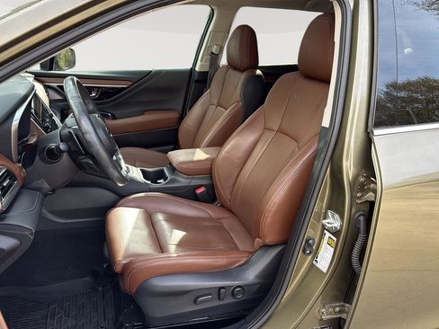 Used 2021 Subaru Outback Touring w/ Popular Package #2 image 12