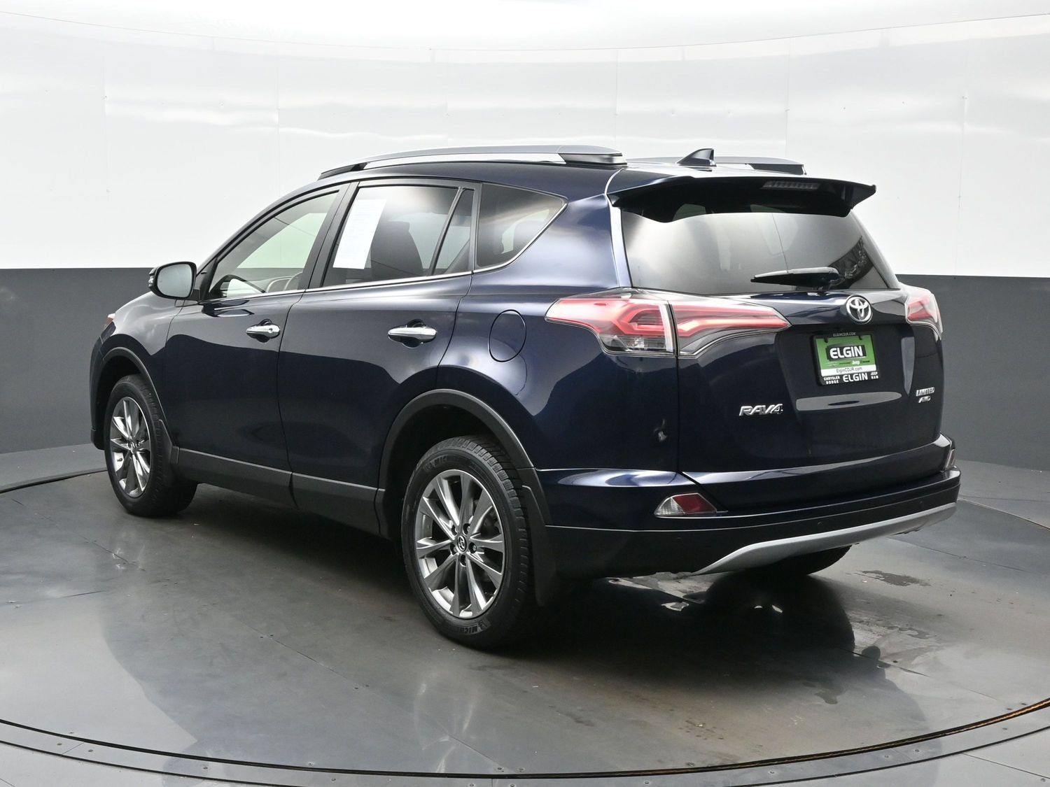 Used 2017 Toyota RAV4 Limited w/ Carpet Mat Package AWD/4WD image 5