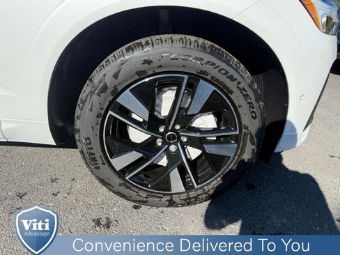 New 2026 Volvo XC60 B5 Plus w/ Protection Package Premier image 10