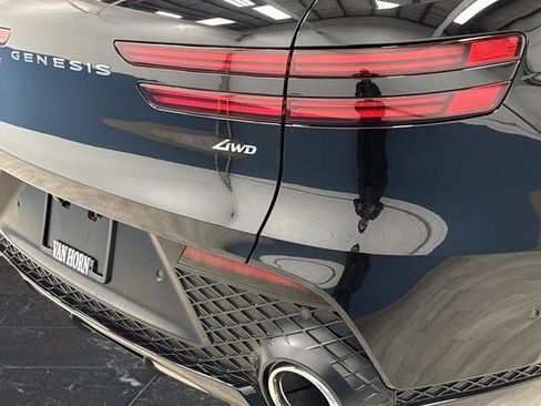 Used 2025 Genesis GV70 2.5T w/ Sport Prestige Package image 34