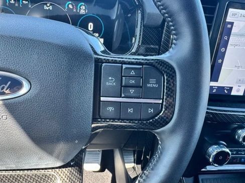Used 2022 Ford F150 Lariat w/ Equipment Group 502A High AWD/4WD image 39