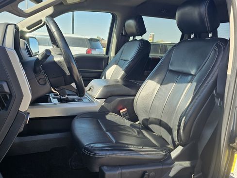Used 2019 Ford F150 Lariat w/ Equipment Group 502A Luxury AWD/4WD image 6