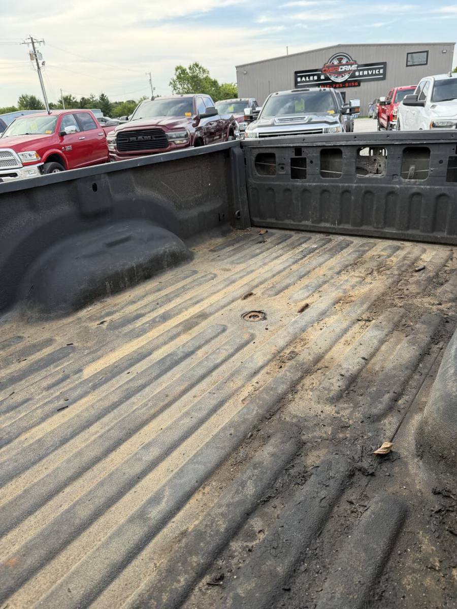 Used 2014 RAM 3500 Tradesman w/ Chrome Appearance Group AWD/4WD image 11