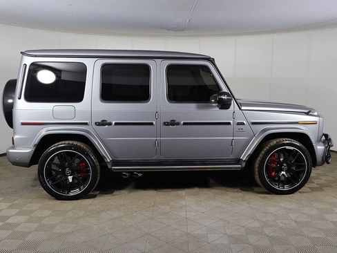 Used 2019 Mercedes-Benz G 63 AMG 4MATIC w/ Seat Comfort Package image 17