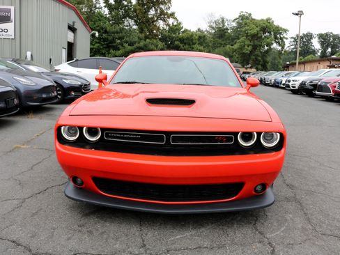 Used 2020 Dodge Challenger R/T image 5