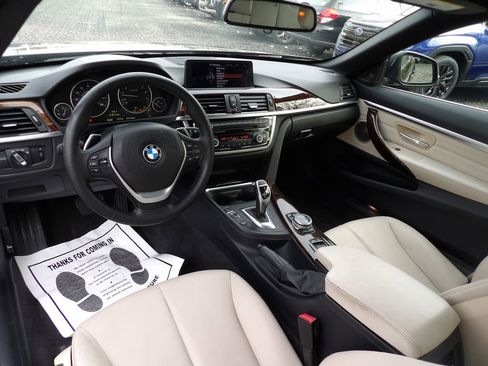 Used 2015 BMW 428i xDrive Convertible AWD/4WD image 12