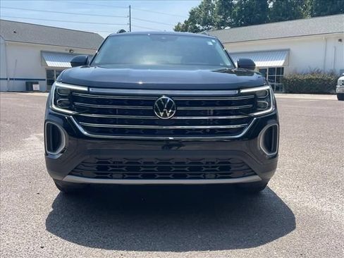 Used 2026 Volkswagen Atlas SE FWD image 30
