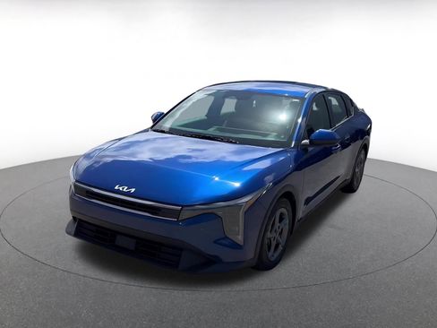 Used 2025 Kia K4 FWD image 4
