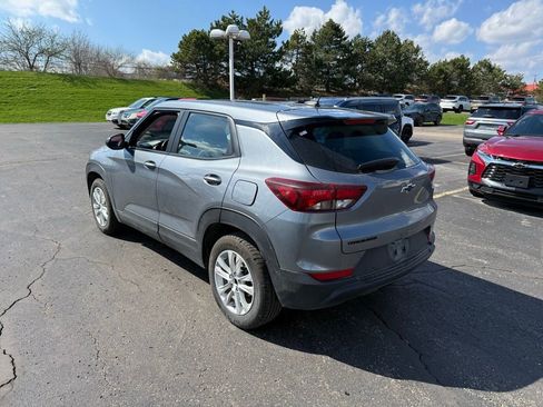 Used 2021 Chevrolet TrailBlazer LS w/ LPO, Blackout Package image 2