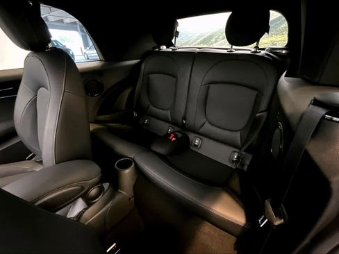 Used 2023 MINI Cooper Cooper image 38