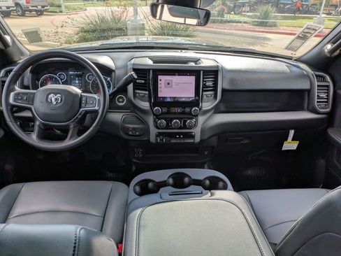 New 2025 RAM 2500 Tradesman w/ Chrome Appearance Group image 15