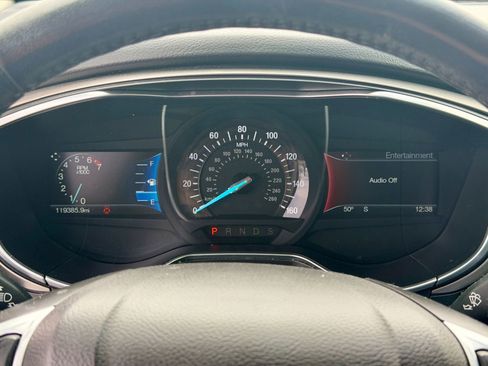 Used 2016 Ford Fusion SE w/ Equipment Group 202A AWD/4WD image 30
