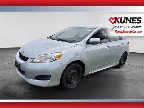 Used 2013 Toyota Matrix L FWD image 4