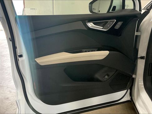 Certified 2024 Audi Q4 e-tron Premium w/ Convenience Package image 24