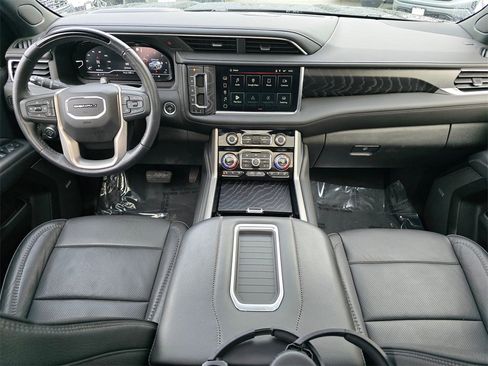 Used 2023 GMC Yukon XL Denali w/ Denali Reserve Package image 50