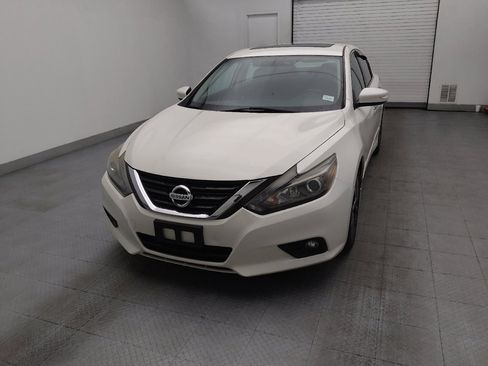 Used 2017 Nissan Altima 2.5 SL w/ 2.5 Technology Package image 15