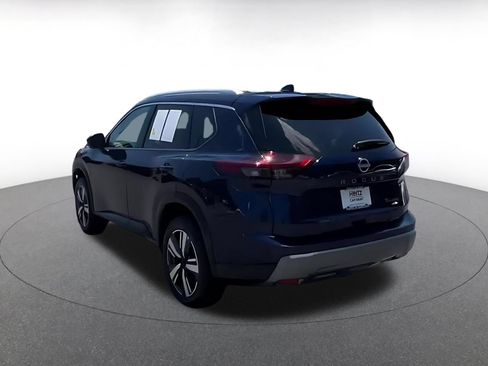 Used 2026 Nissan Rogue SL AWD/4WD image 11