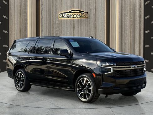 Used 2021 Chevrolet Suburban RST w/ Luxury Package image 1