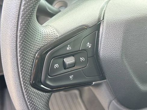 Used 2022 Chevrolet TrailBlazer LT w/ Driver Confidence Package FWD image 24