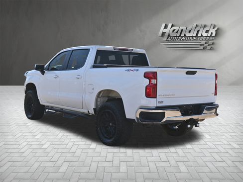 Used 2023 Chevrolet Silverado 1500 LT w/ Leather Package image 8