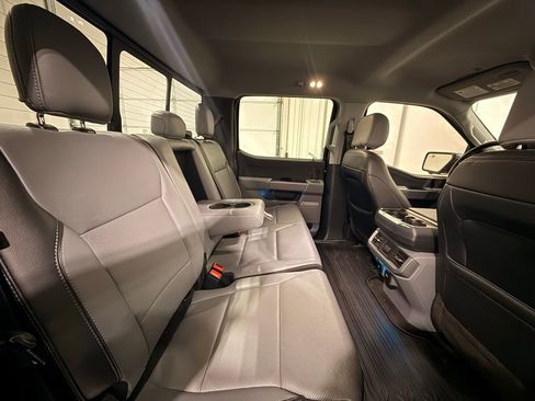 Used 2021 Ford F150 Lariat image 32