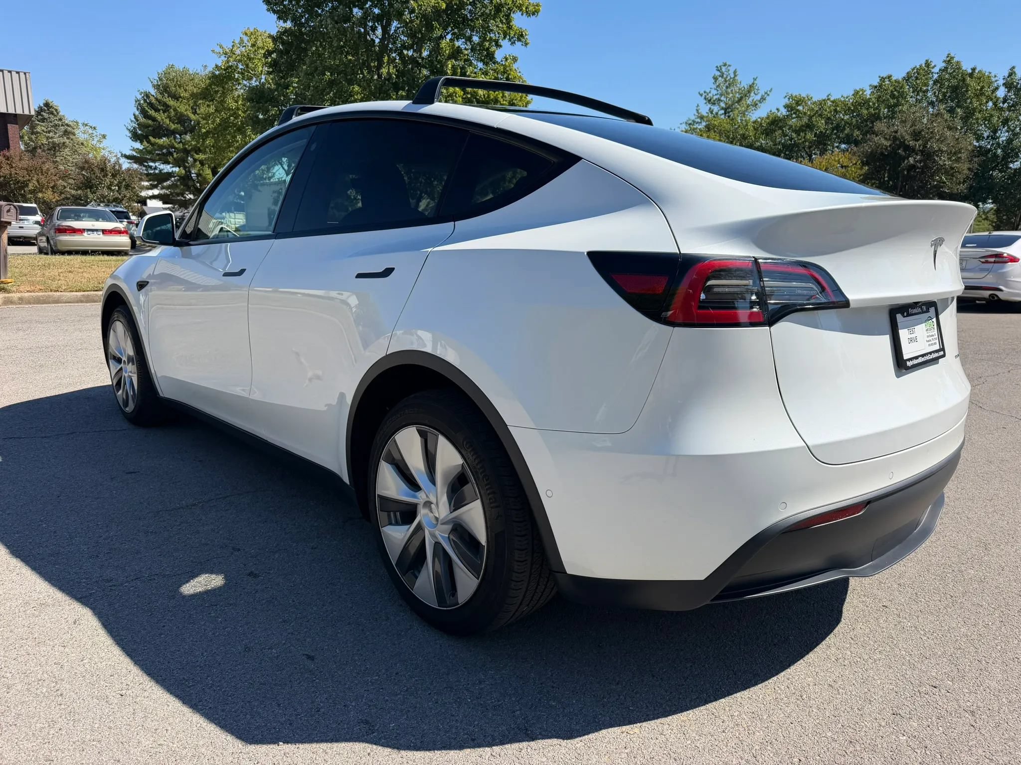 Used 2022 Tesla Model Y Long Range AWD/4WD image 7