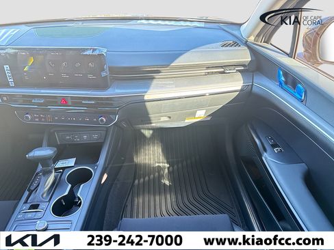 New 2026 Kia K5 LXS image 17