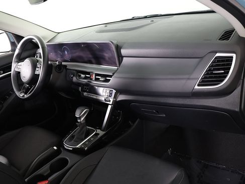 Certified 2026 Kia Seltos EX w/ EX Sunroof Package FWD image 29