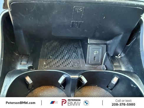 Used 2021 Mercedes-Benz GLC 300 4MATIC image 25