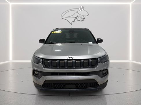Used 2022 Jeep Compass Latitude AWD/4WD image 8