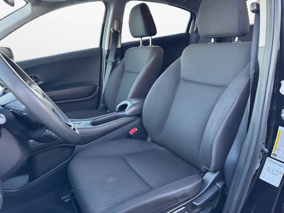 Used 2018 Honda HR-V EX image 9
