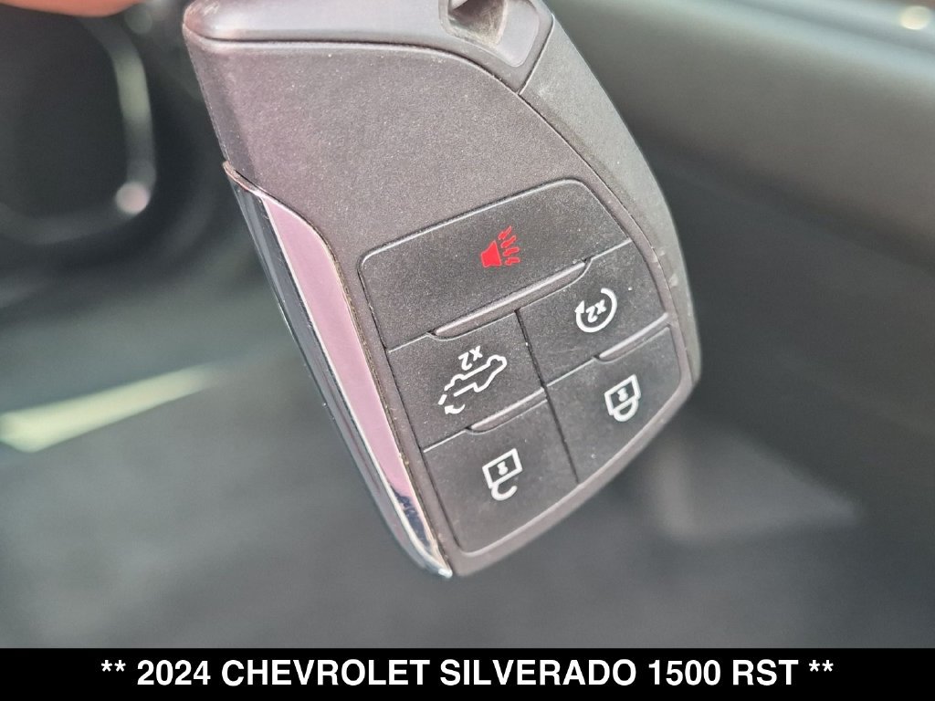 Used 2024 Chevrolet Silverado 1500 RST AWD/4WD image 28