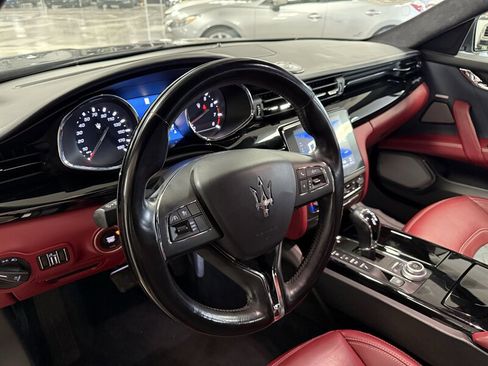 Used 2018 Maserati Quattroporte S GranLusso image 13