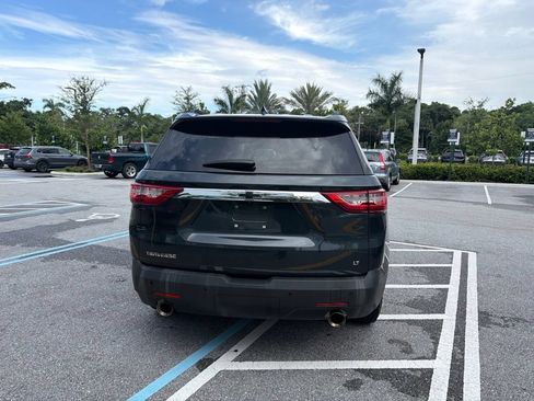 Used 2019 Chevrolet Traverse LT FWD image 8
