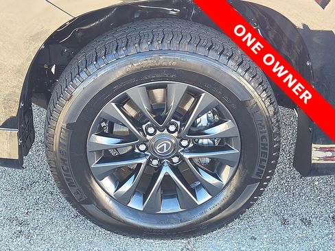 Used 2023 Lexus GX 460 Premium image 7