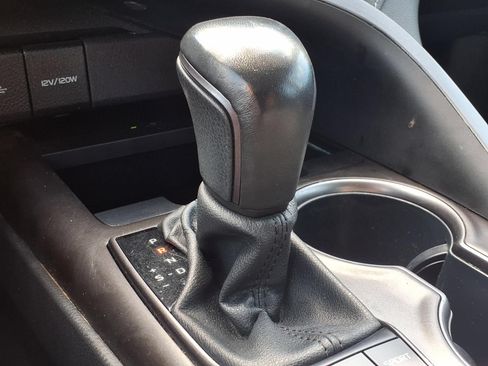 Used 2024 Toyota Camry XSE FWD image 10