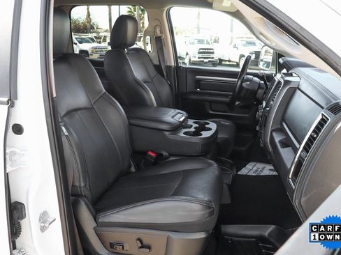 Used 2018 RAM 2500 Laramie w/ Sport Appearance Group image 42